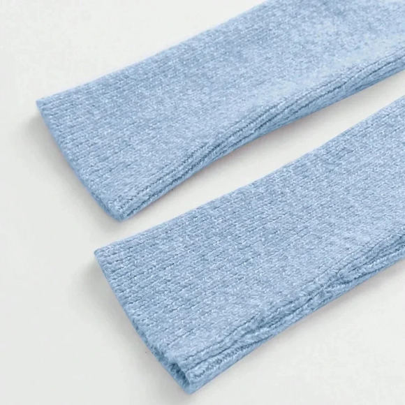 Blue Casual Women's High Neck Batwing Sleeve Sweater - Picture 6 of 8